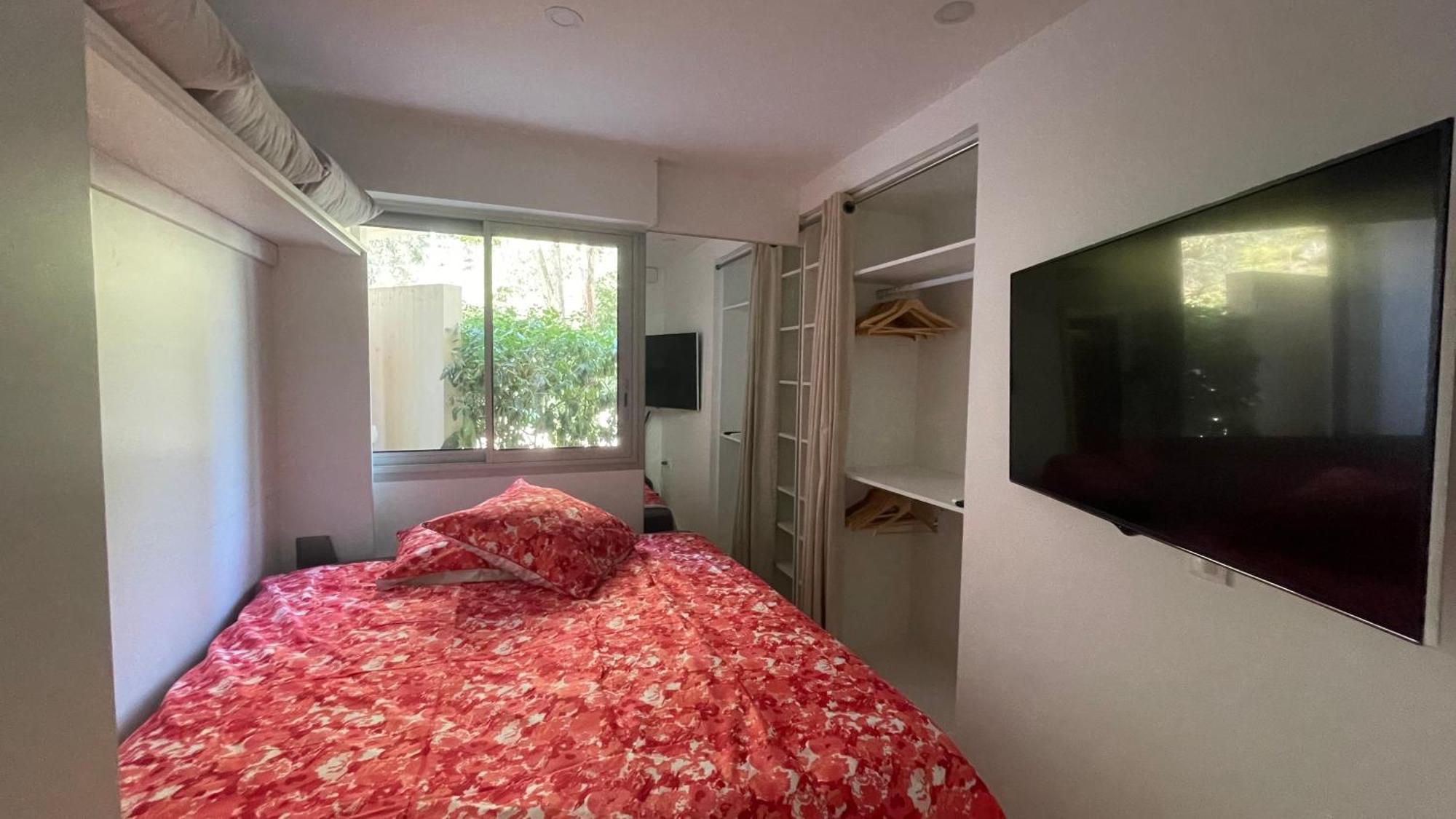 Appartement 2 Chambres Vue Mer Panoramique, Proche Croisette Cannes วาลูริส ภายนอก รูปภาพ
