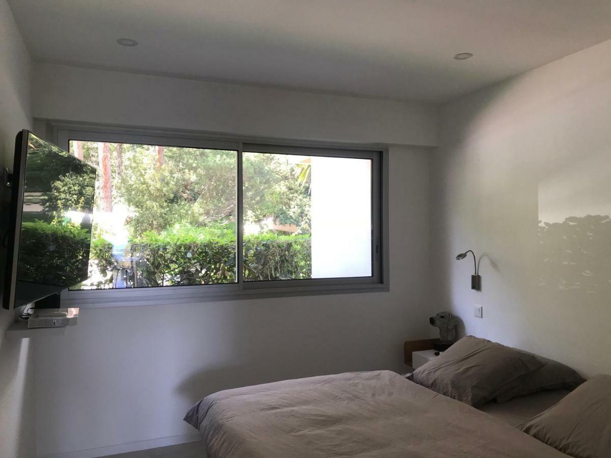 Appartement 2 Chambres Vue Mer Panoramique, Proche Croisette Cannes วาลูริส ภายนอก รูปภาพ